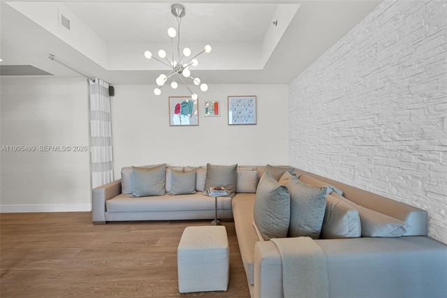 15901 Collins Ave 2405, Sunny Isles Beach, FL 33160