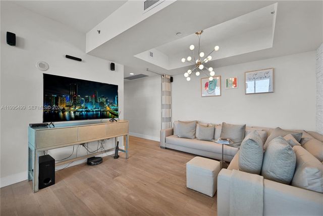 15901 Collins Ave 2405, Sunny Isles Beach, FL 33160