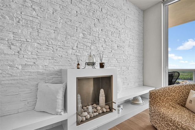 15901 Collins Ave 2405, Sunny Isles Beach, FL 33160