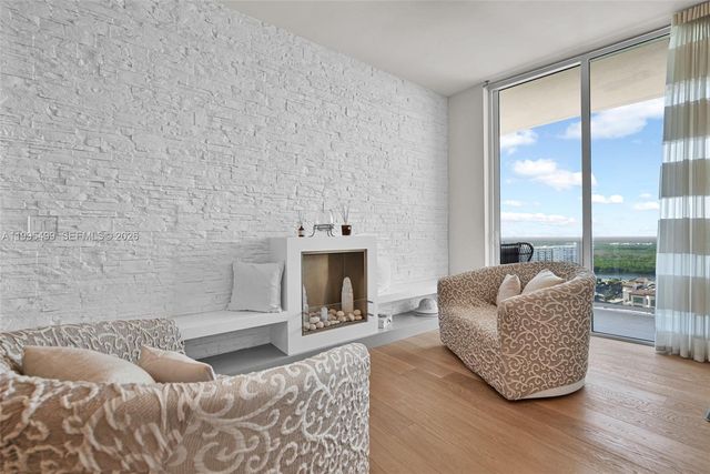 15901 Collins Ave 2405, Sunny Isles Beach, FL 33160