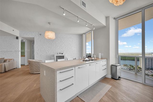 15901 Collins Ave 2405, Sunny Isles Beach, FL 33160