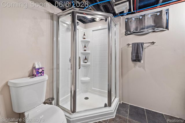 674 E Webster Street, Ferndale, MI 48220