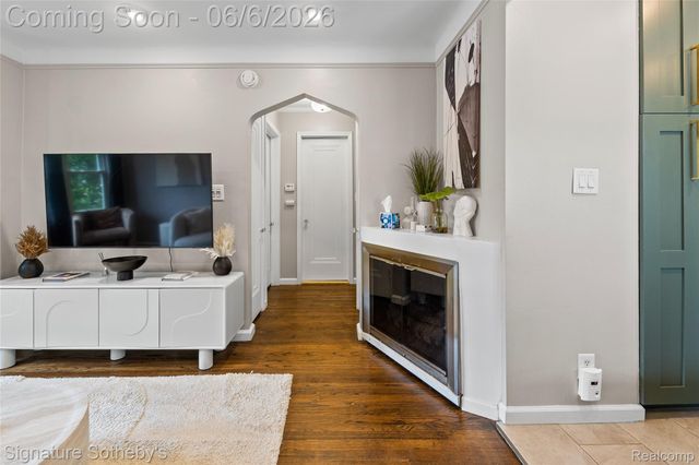 674 E Webster Street, Ferndale, MI 48220