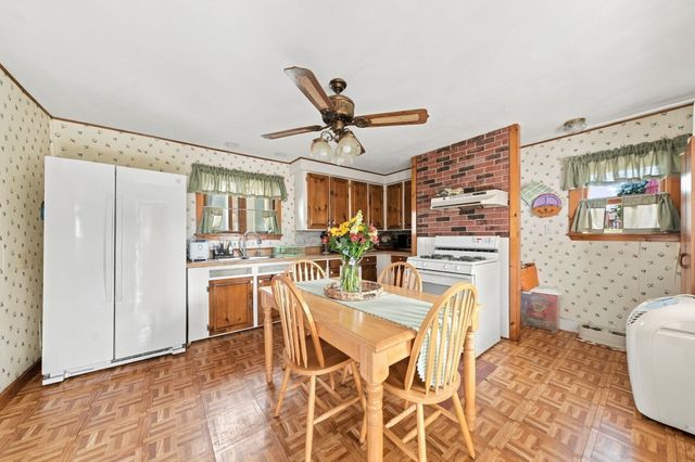 326 Cedar St, New Bedford, MA 02740