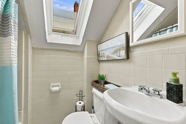 326 Cedar St, New Bedford, MA 02740