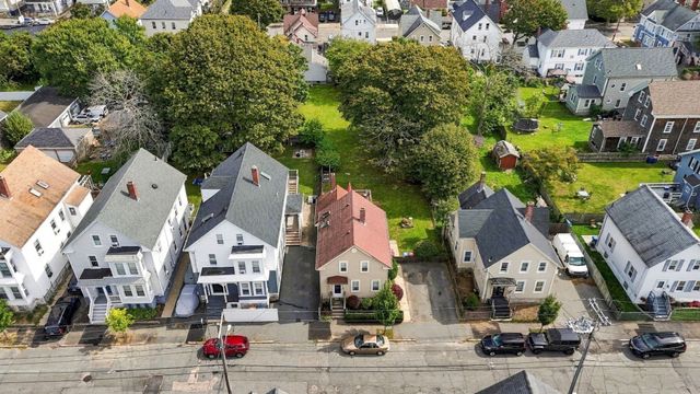 326 Cedar St, New Bedford, MA 02740