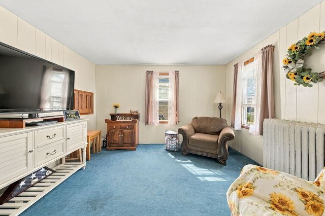 326 Cedar St, New Bedford, MA 02740