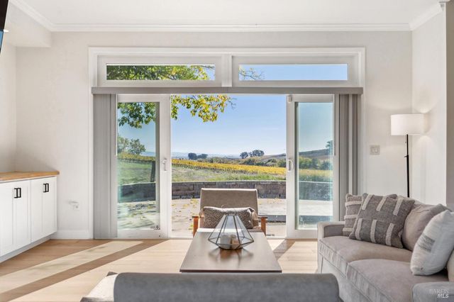 1301 Duhig Rd, Napa, CA 94559