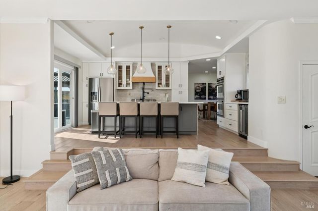 1301 Duhig Rd, Napa, CA 94559