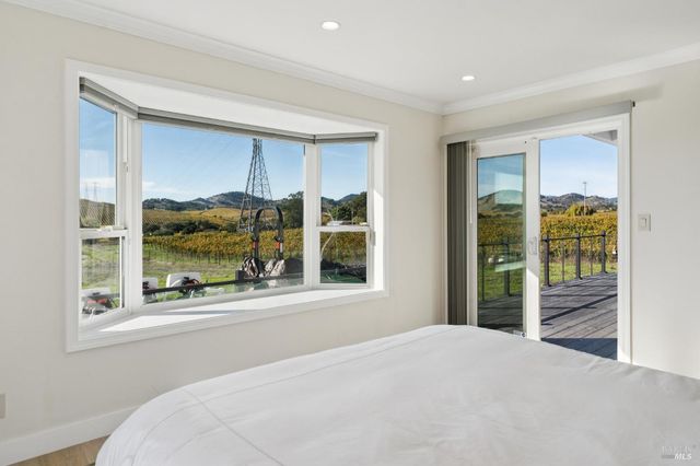 1301 Duhig Rd, Napa, CA 94559