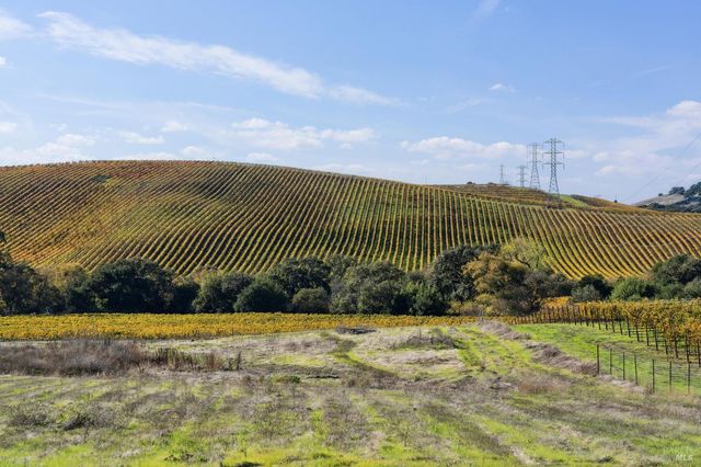 1301 Duhig Rd, Napa, CA 94559