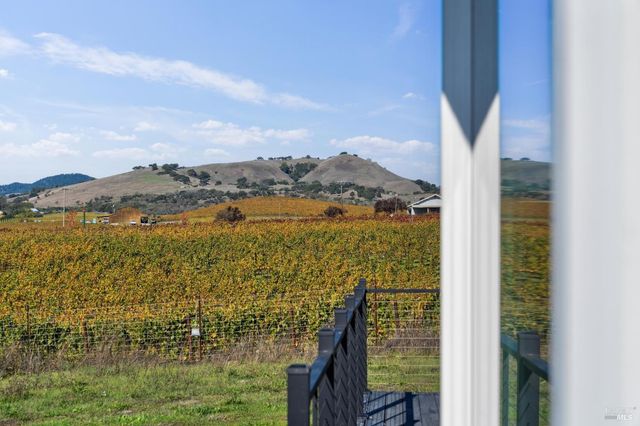 1301 Duhig Rd, Napa, CA 94559