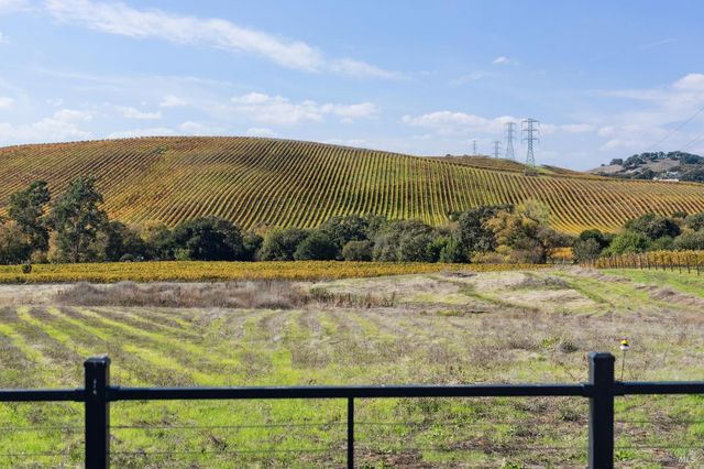 1301 Duhig Rd, Napa, CA 94559