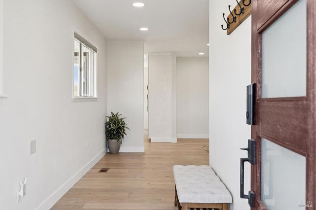 1301 Duhig Rd, Napa, CA 94559