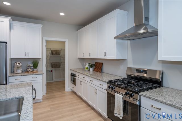 8712 Hope Farm Ln, Mechanicsville, VA 23111