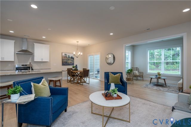 8712 Hope Farm Ln, Mechanicsville, VA 23111