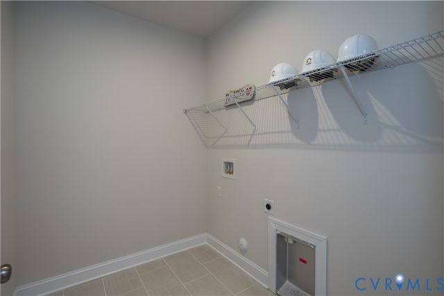 8712 Hope Farm Ln, Mechanicsville, VA 23111