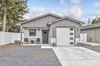 1251 Phillips Cir, Ontario, OR 97914