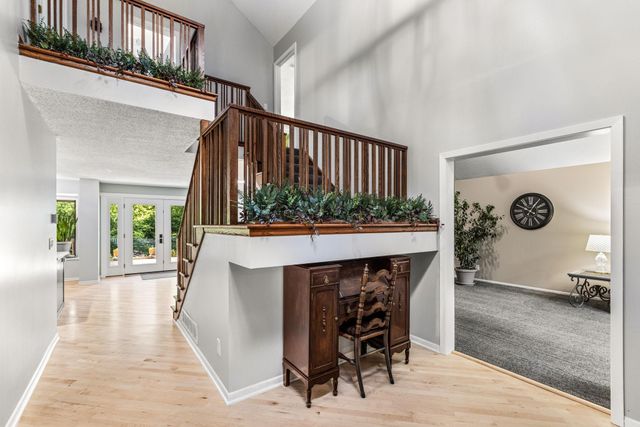 4572 Wild Canyon Drive, Woodbury, MN 55129
