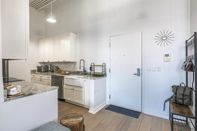 1401 STATE Street 502, Erie, PA 16501