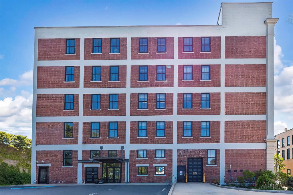 1401 STATE Street 502, Erie, PA 16501