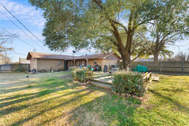 1619 Anthony Street, Kaufman, TX 75142