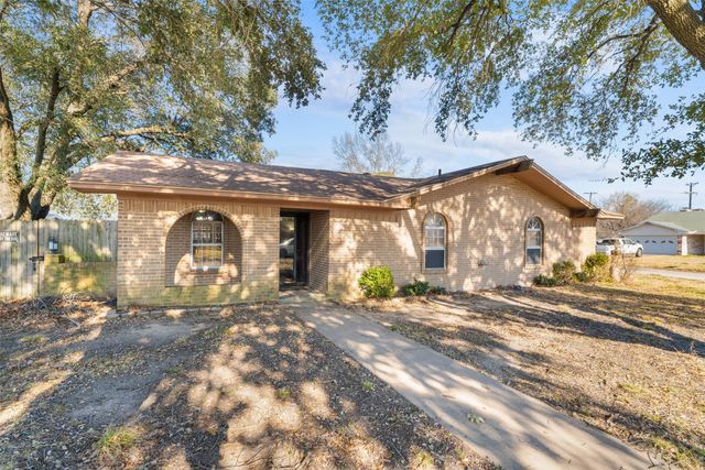 1619 Anthony Street, Kaufman, TX 75142