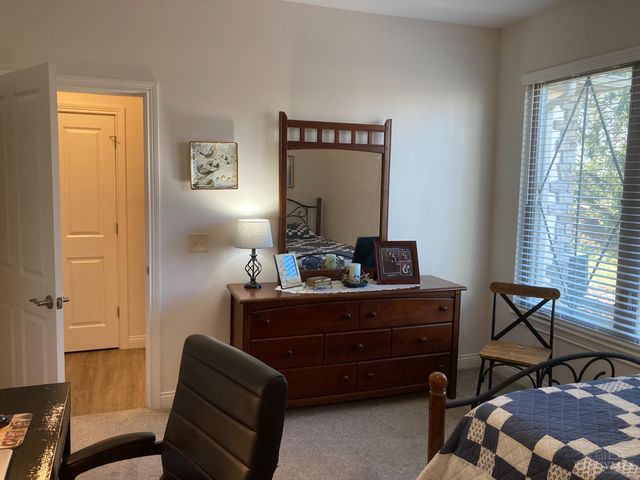 516 Salzberg Lane, Springdale, OH 45246