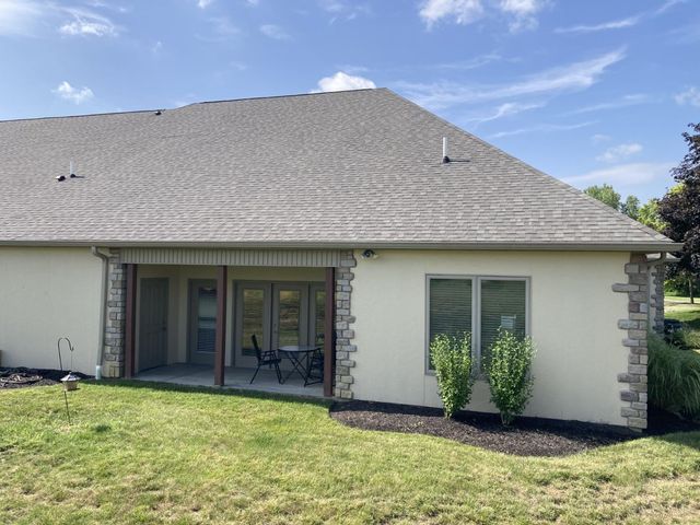 516 Salzberg Lane, Springdale, OH 45246