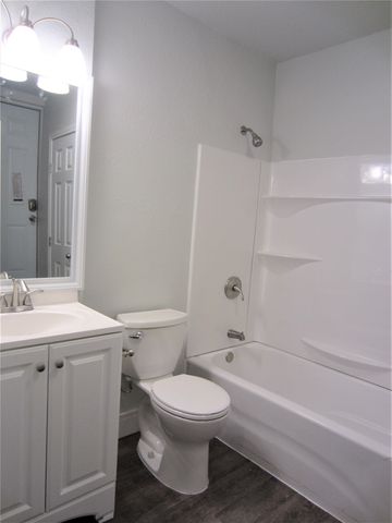 1420 Knight Street 100, Denton, TX 76205