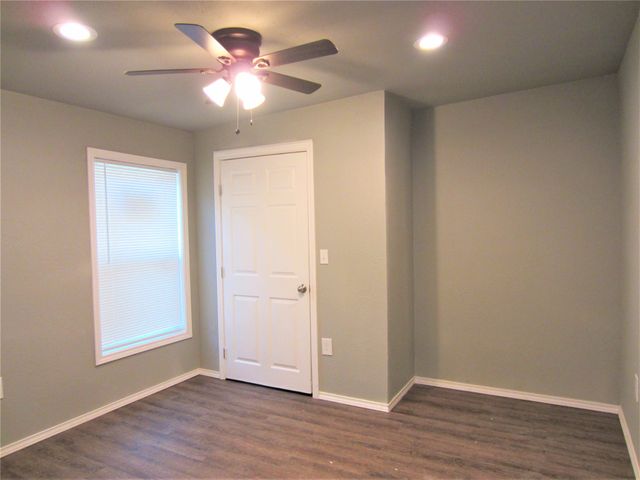 1420 Knight Street 100, Denton, TX 76205