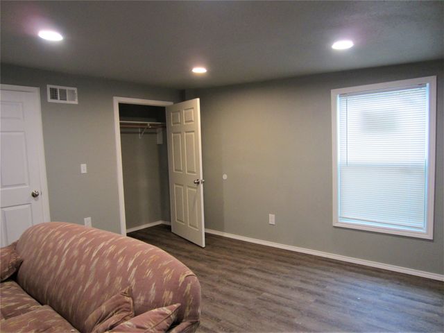 1420 Knight Street 100, Denton, TX 76205
