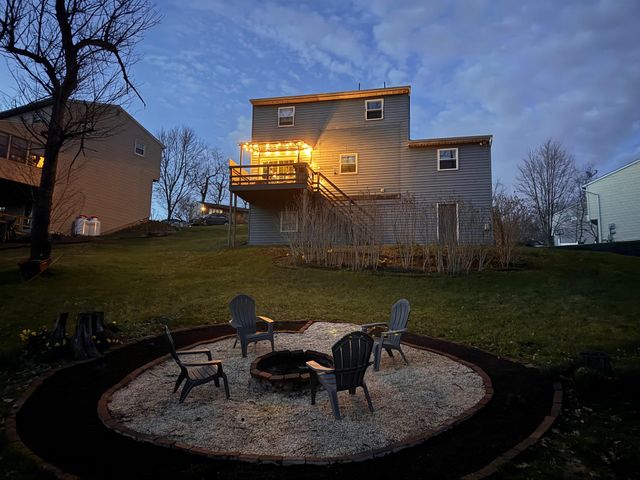 180 SUGAR MAPLE DR, Etters, PA 17319