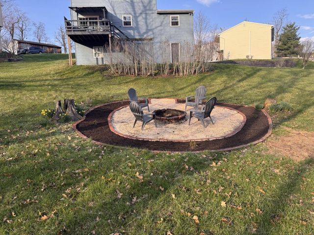 180 SUGAR MAPLE DR, Etters, PA 17319