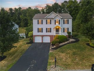 1015 Granite Drive, South Fayette, PA 15057