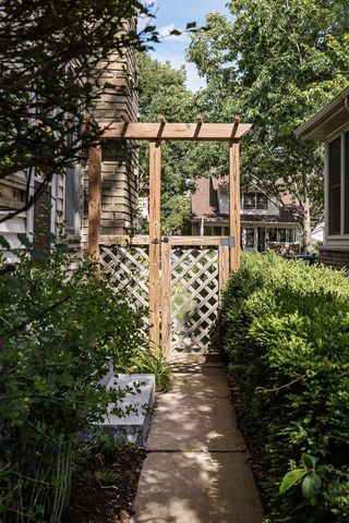 1399 Pascal Street N, Saint Paul, MN 55108