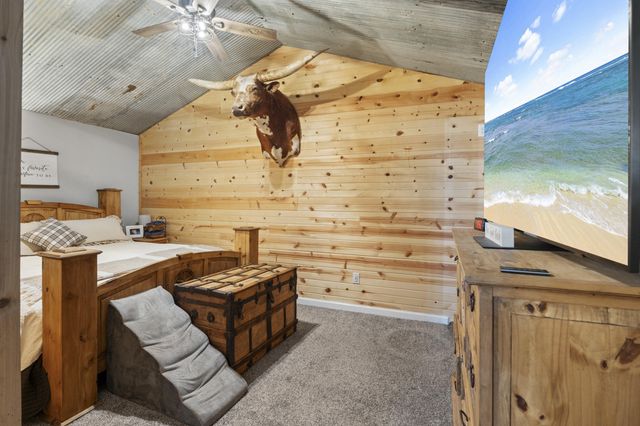 63060 E 157 Road, Wyandotte, OK 74370