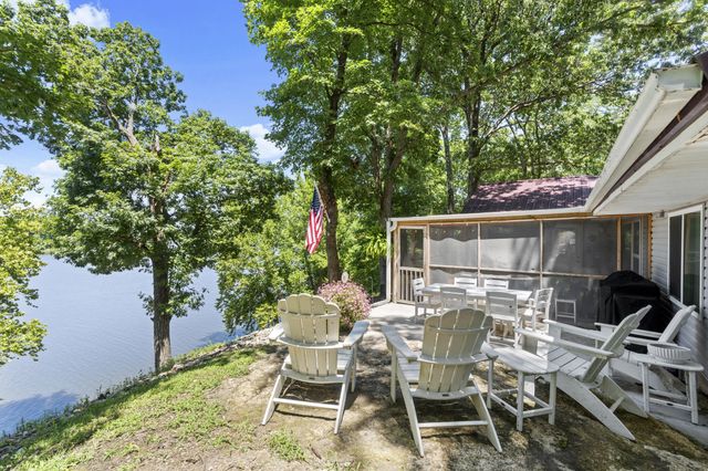 63060 E 157 Road, Wyandotte, OK 74370