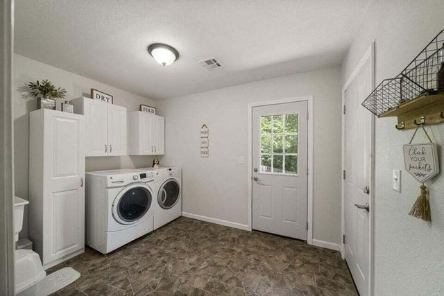 63060 E 157 Road, Wyandotte, OK 74370