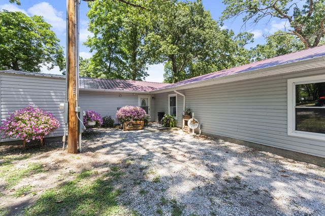 63060 E 157 Road, Wyandotte, OK 74370