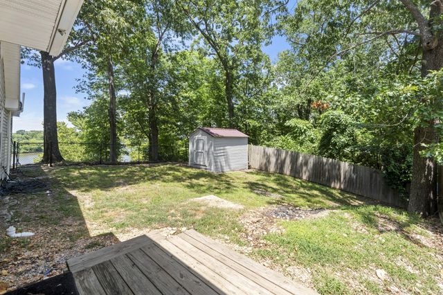 63060 E 157 Road, Wyandotte, OK 74370