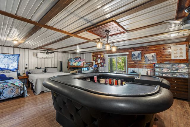 63060 E 157 Road, Wyandotte, OK 74370