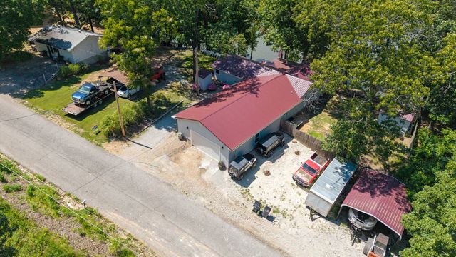 63060 E 157 Road, Wyandotte, OK 74370