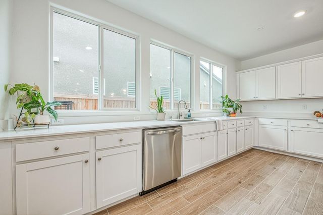 1270 Summerset Avenue, Clovis, CA 93619