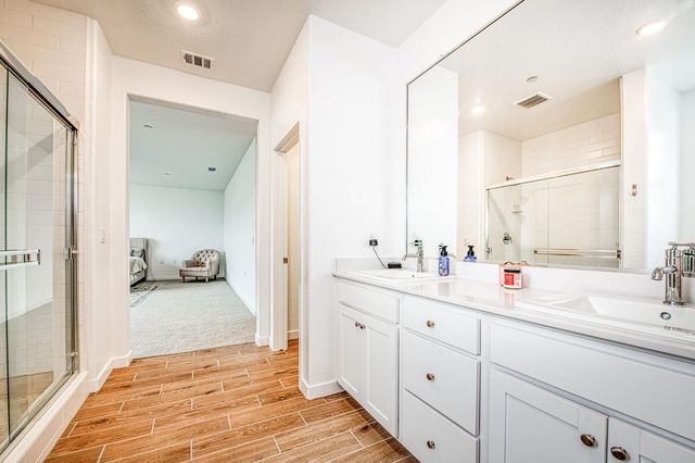 1270 Summerset Avenue, Clovis, CA 93619