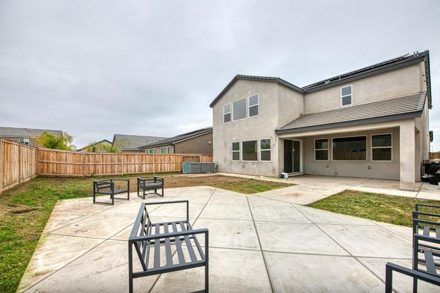 1270 Summerset Avenue, Clovis, CA 93619