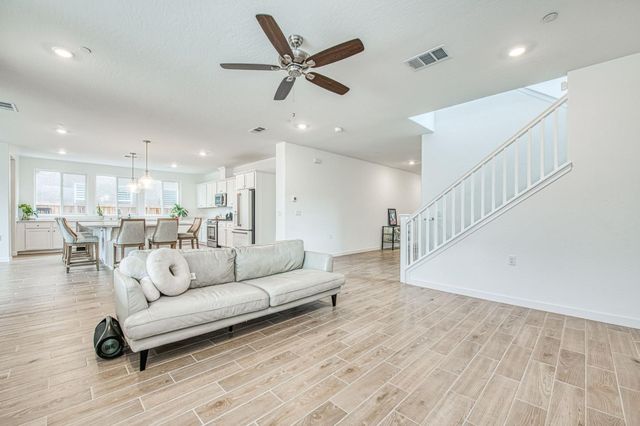 1270 Summerset Avenue, Clovis, CA 93619