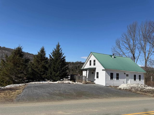 1110 Creek Road, Albany, VT 05845
