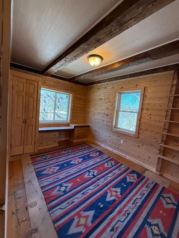 1110 Creek Road, Albany, VT 05845