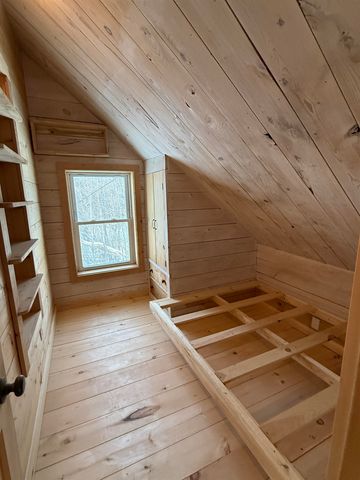 1110 Creek Road, Albany, VT 05845